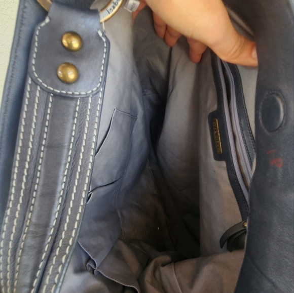 ISABELLA FIORE SUPER SOFT LEATHER HOBO BIG BAG - Picture 11 of 12